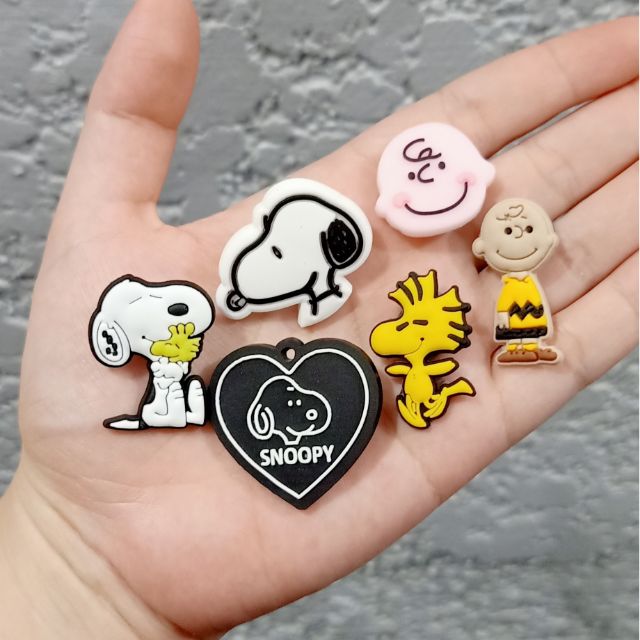 snoopy croc charms