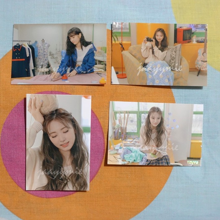 Twice University Fashion Club Momo Tzuyu Normal Trading Card And Tzuyu Special Card Shopee Philippines