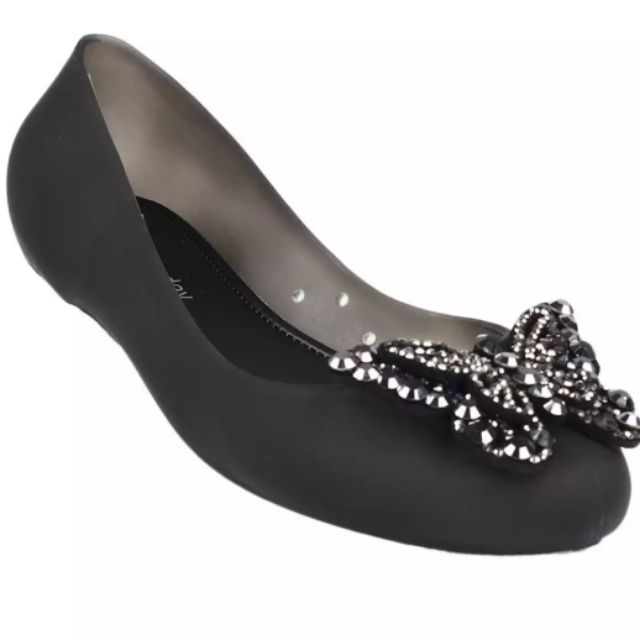 cln jelly shoes