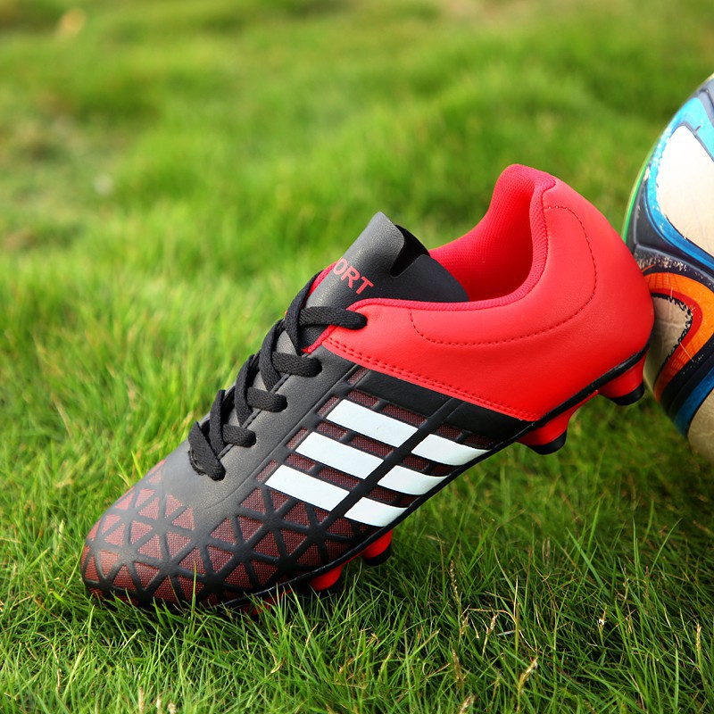 boys football boots uk