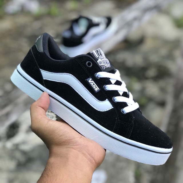 vans tnt black white