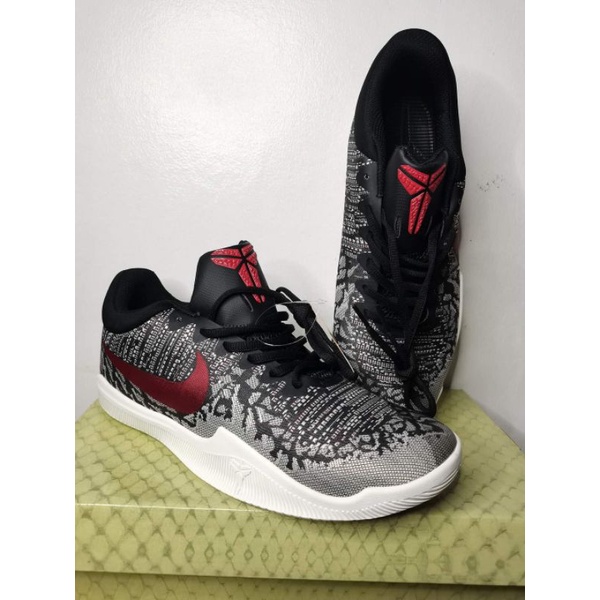 kobe range shoes