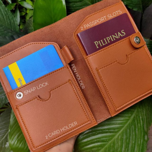 dual-passport-holder-leather-free-personalize-holacraftshop