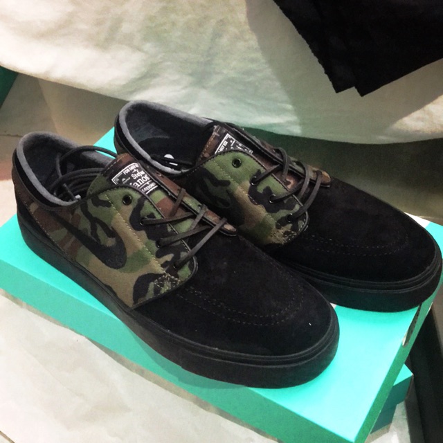 janoski camouflage price