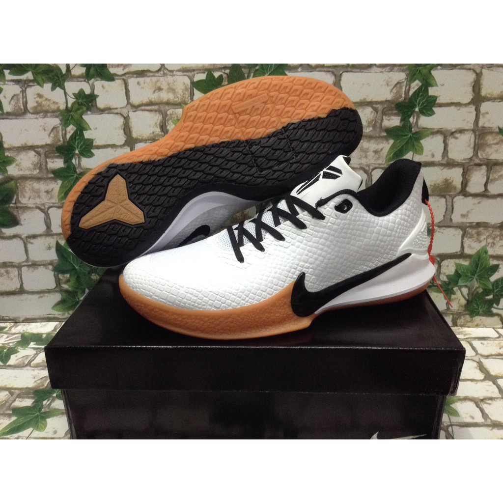 kobe shoes brown