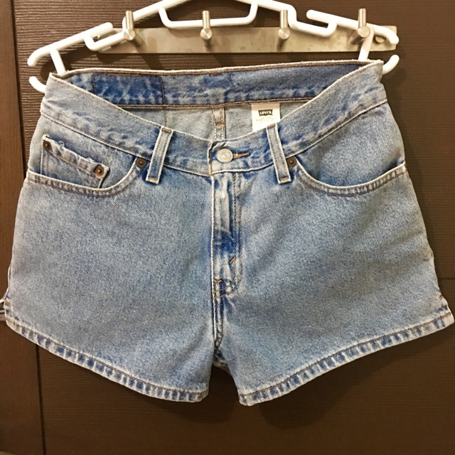 denim shorts levis