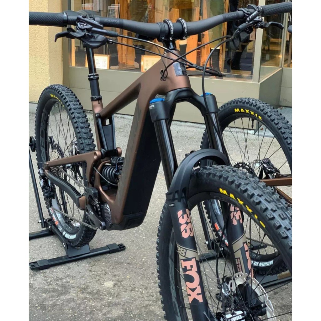 santa cruz maxxis