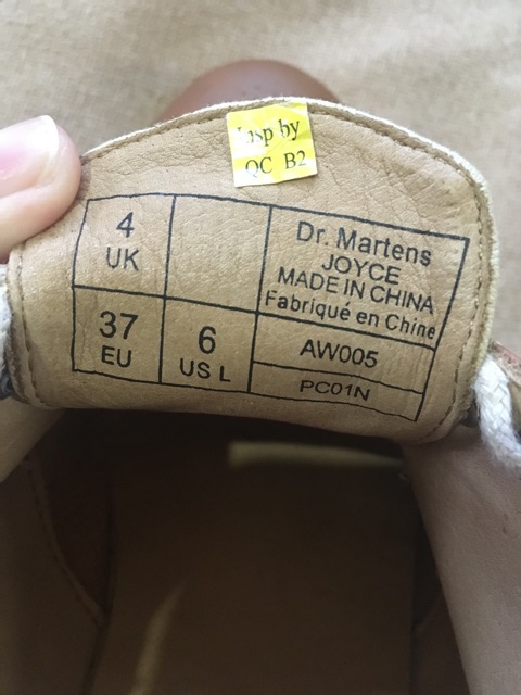 dr martens aw005