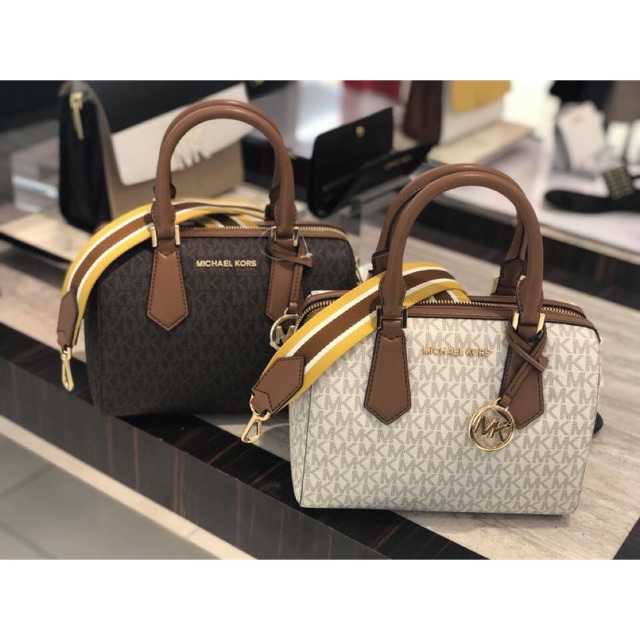 michael kors doctors handbags