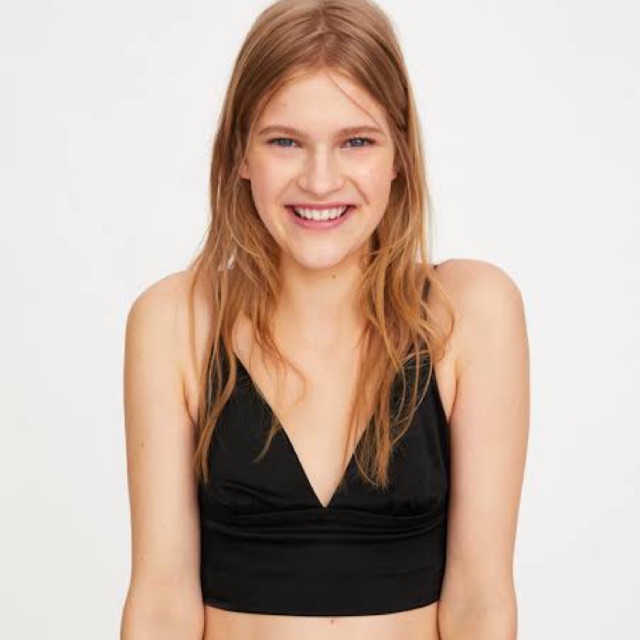 black crop bralette