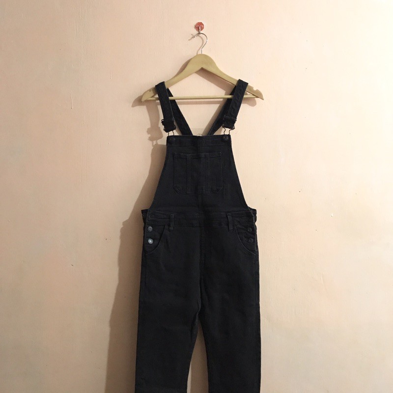 overall jumper