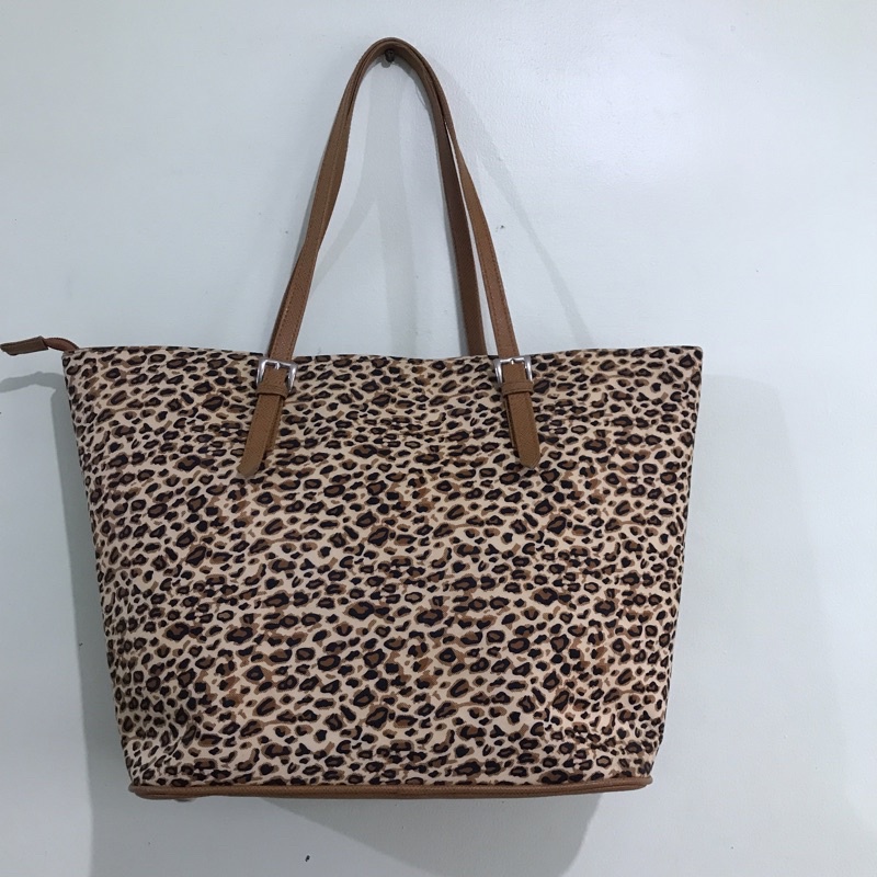 Mikaela Leopard Print (Marikina Bag) | Shopee Philippines