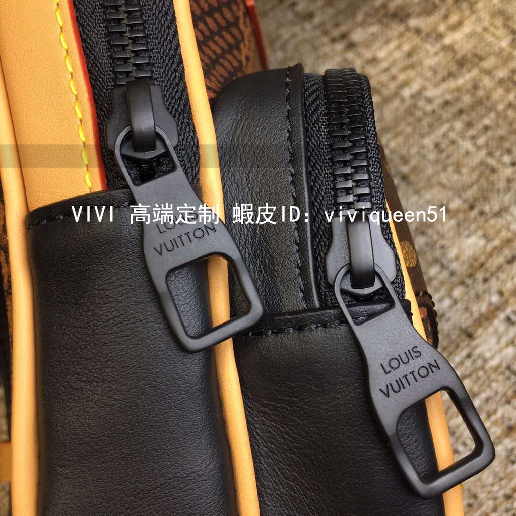 louis vuitton camera strap