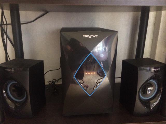 creative speakers e2800