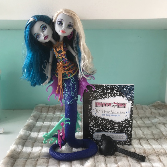 monster high peri and pearl serpentine
