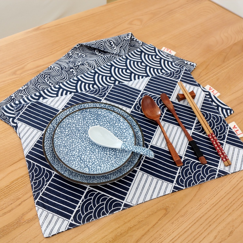 1 pcs Cotton Linen Placemats for Table Japanese Style Lucky Cat Double Layer Place Mat Set in Kitchen Dinner Mat Anti-Hot