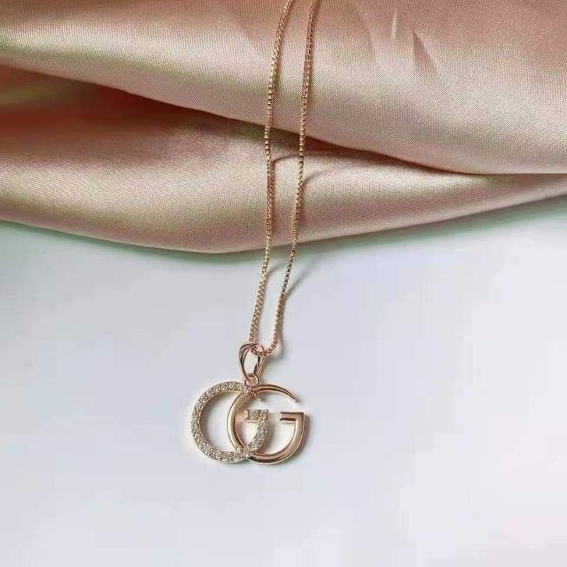 black gucci necklace