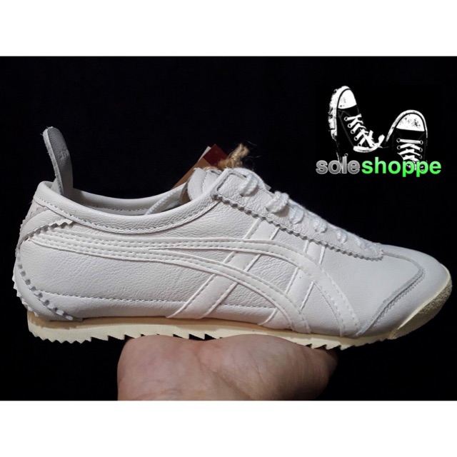 onitsuka tiger plain white