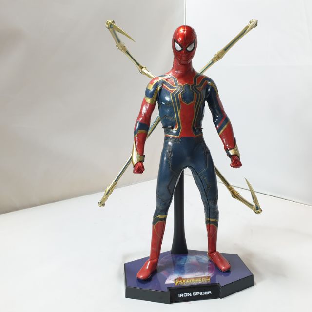 legends iron spider