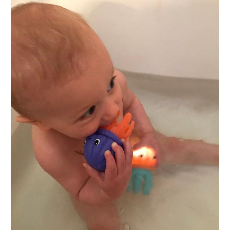 infantino glowing jelly light bath toy