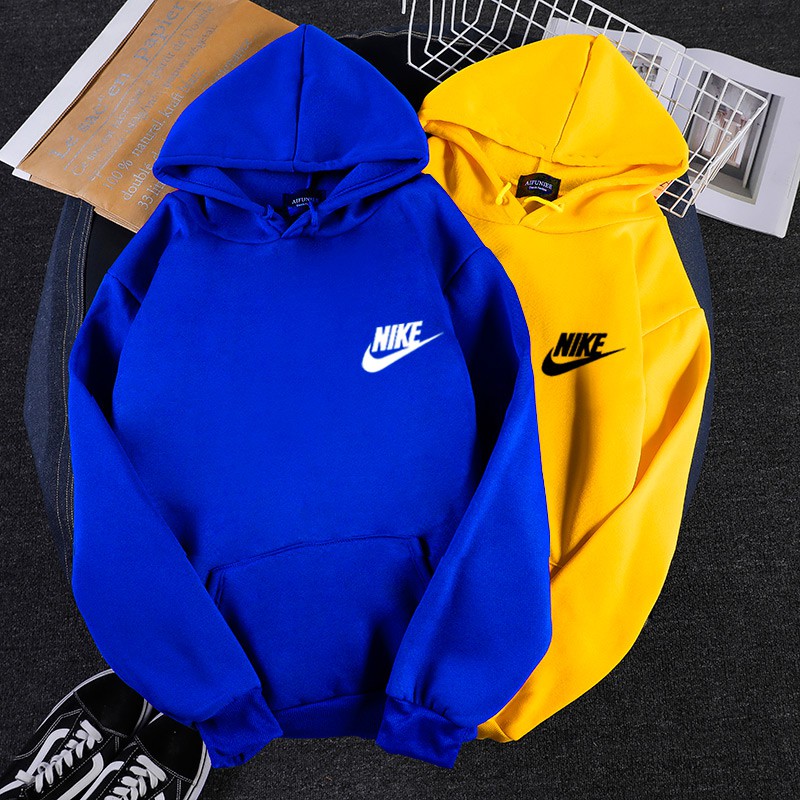 nike hoodie with pocket on sleeve