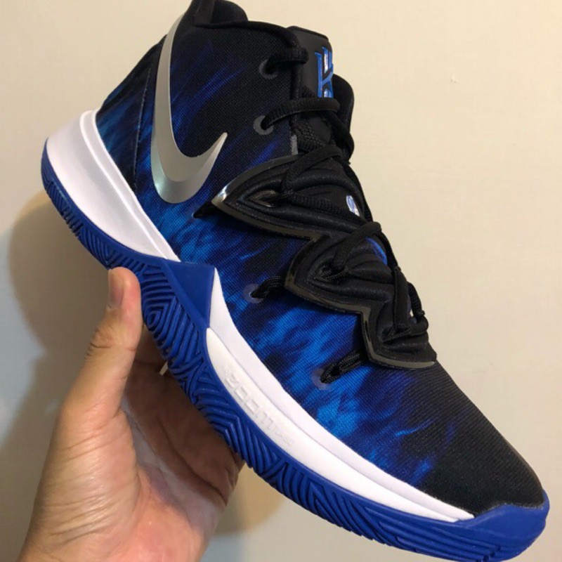kyrie 5 duke shoes