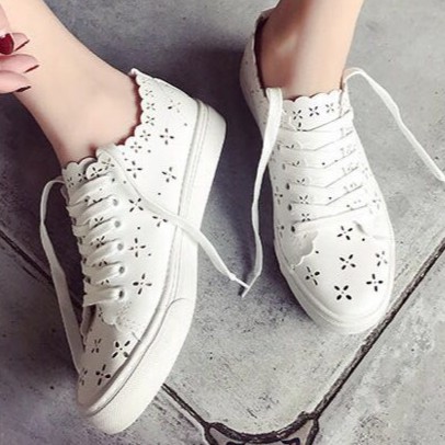 lacing shoes for slip on