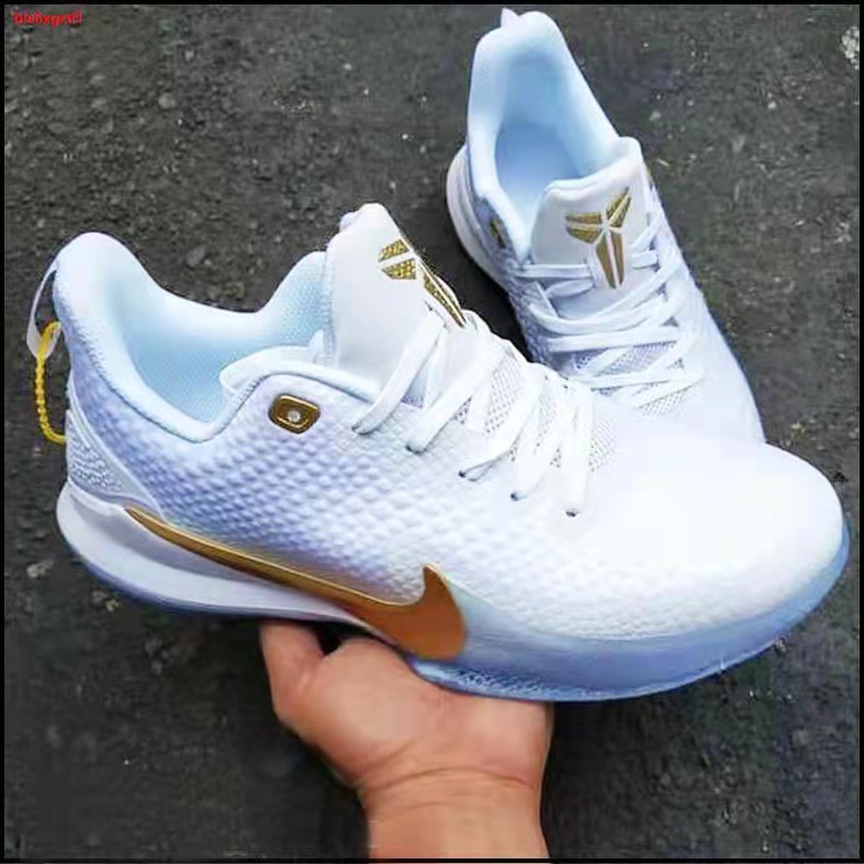 kobe mamba basketball shoes