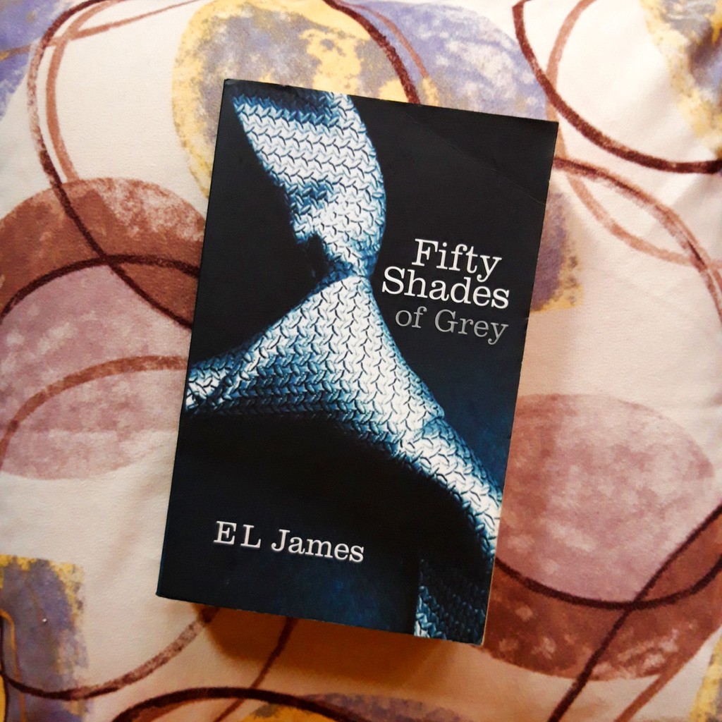 Fifty Shades Of Grey Book 1 By El James Shopee Philippines