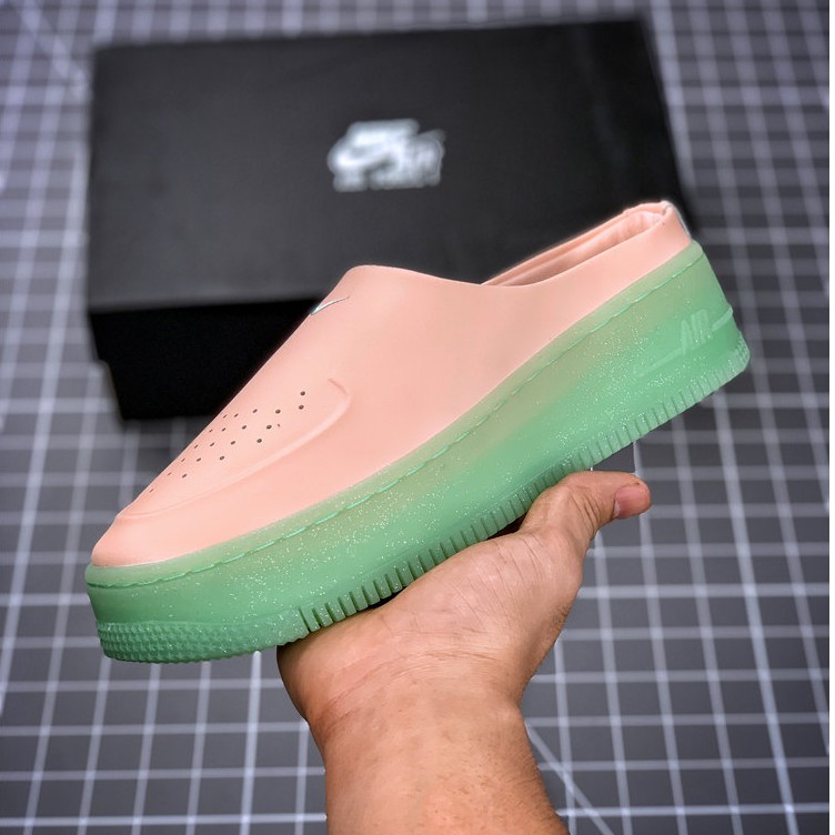 nike pink slip on shoes