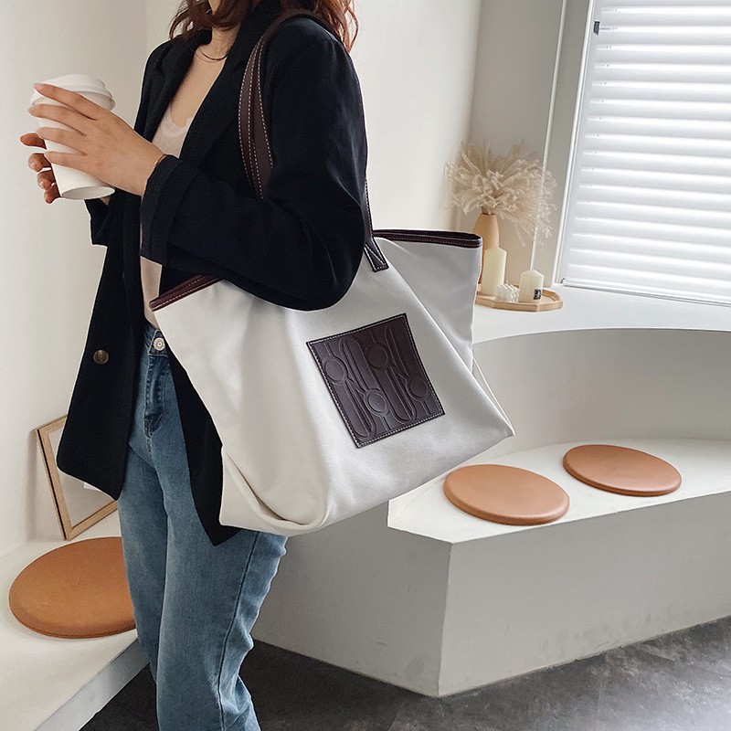 trendy totes 2019