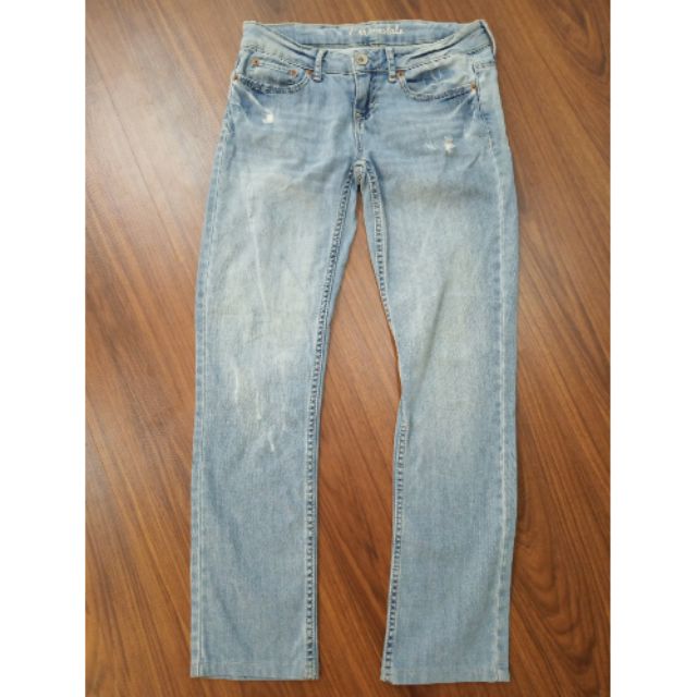faded maong pants
