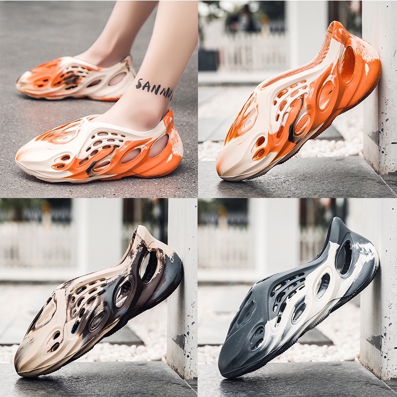 2022 Summer Beach Foam Hole Shoes Runner Holes Shoes Men & Women 