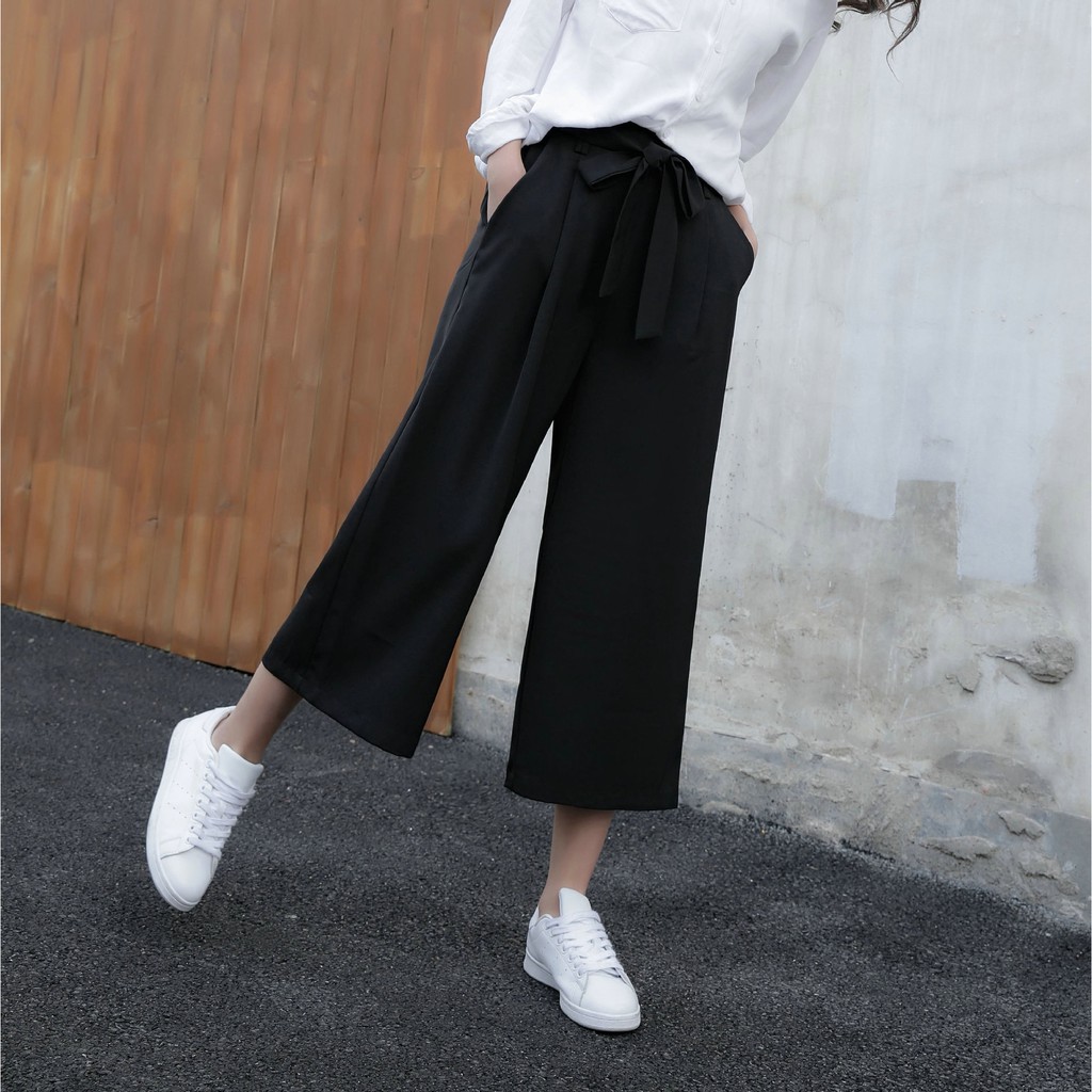 high waisted cropped pants