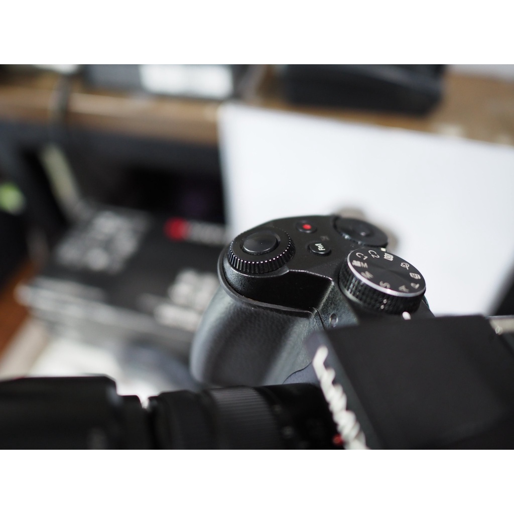 Panasonic G85 + 14-42 mid condition, no heavy marks, works well, thin rubber handles, starting to sw #2