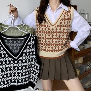 Korean women's loose v-neck knit vest