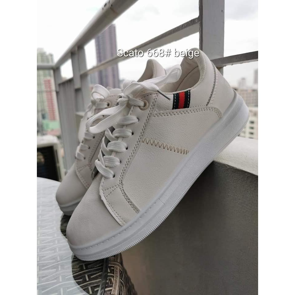 comfortable tennis shoes