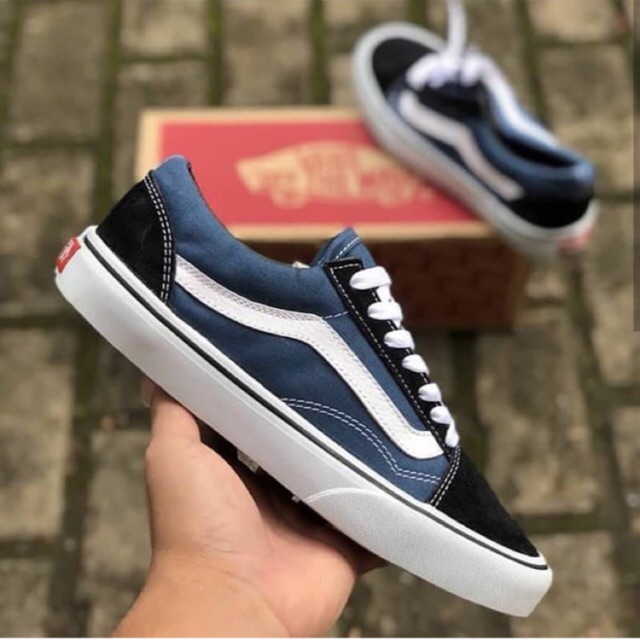 vans black navy