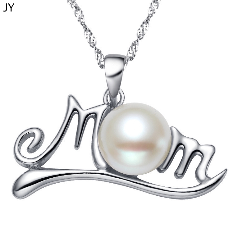 mom pearl necklace