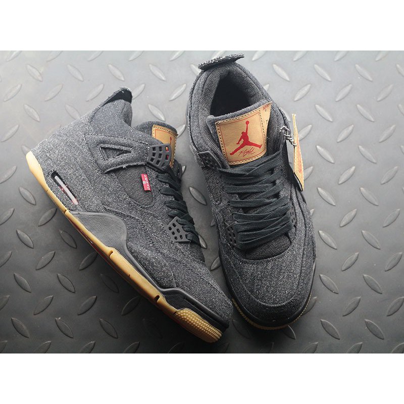 aj4 levis black