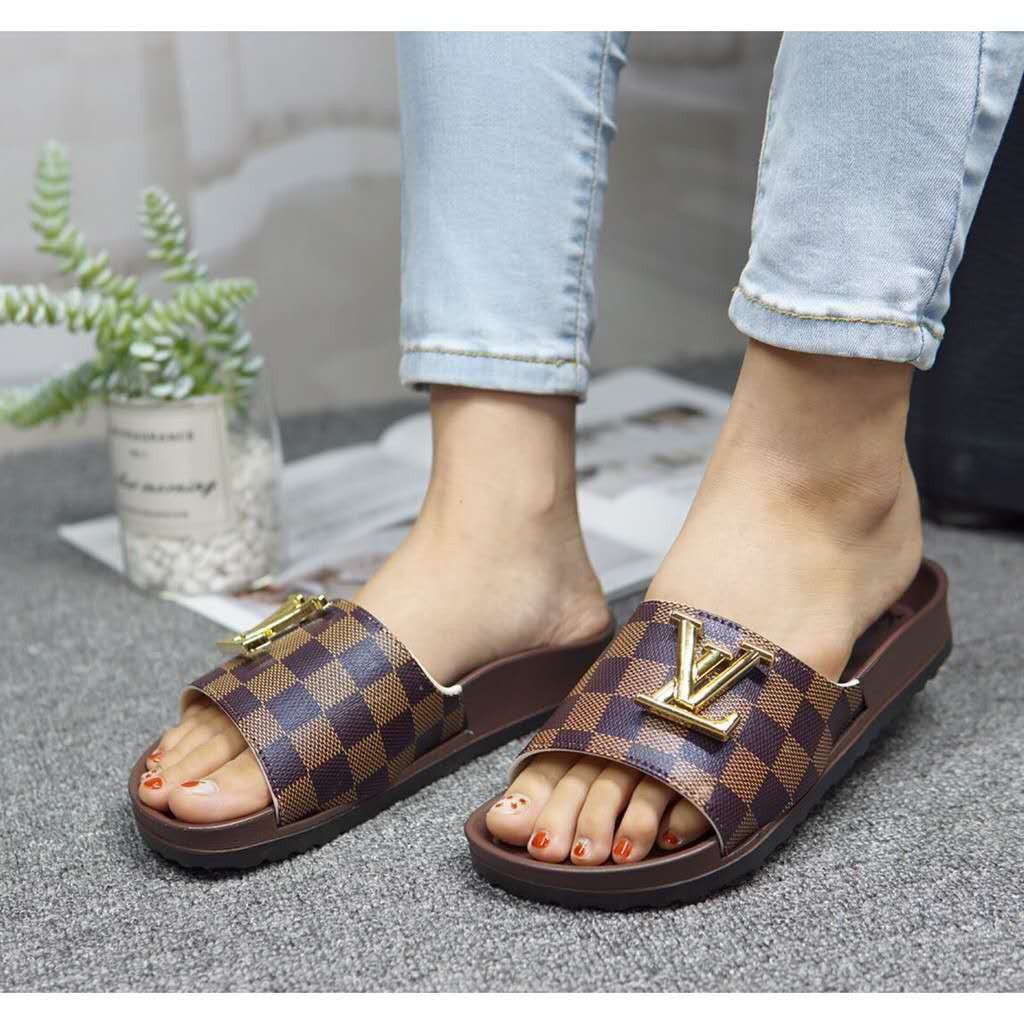 LV Slippers for Women size (36-44) Classicl Louis Vuitton Metal label Womens  Flat Slides slipper