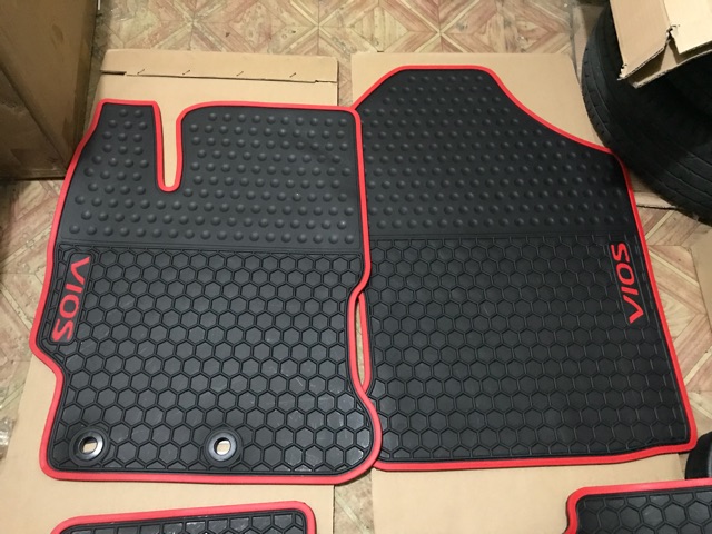 thick rubber car mats