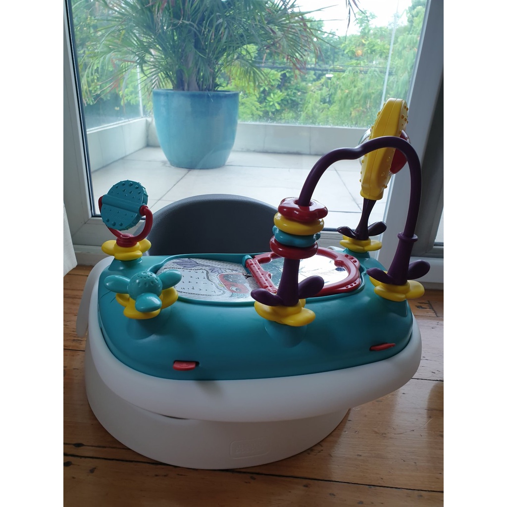 Preloved Mamas and Papas Premium Baby Snug Floor Seat with FREE