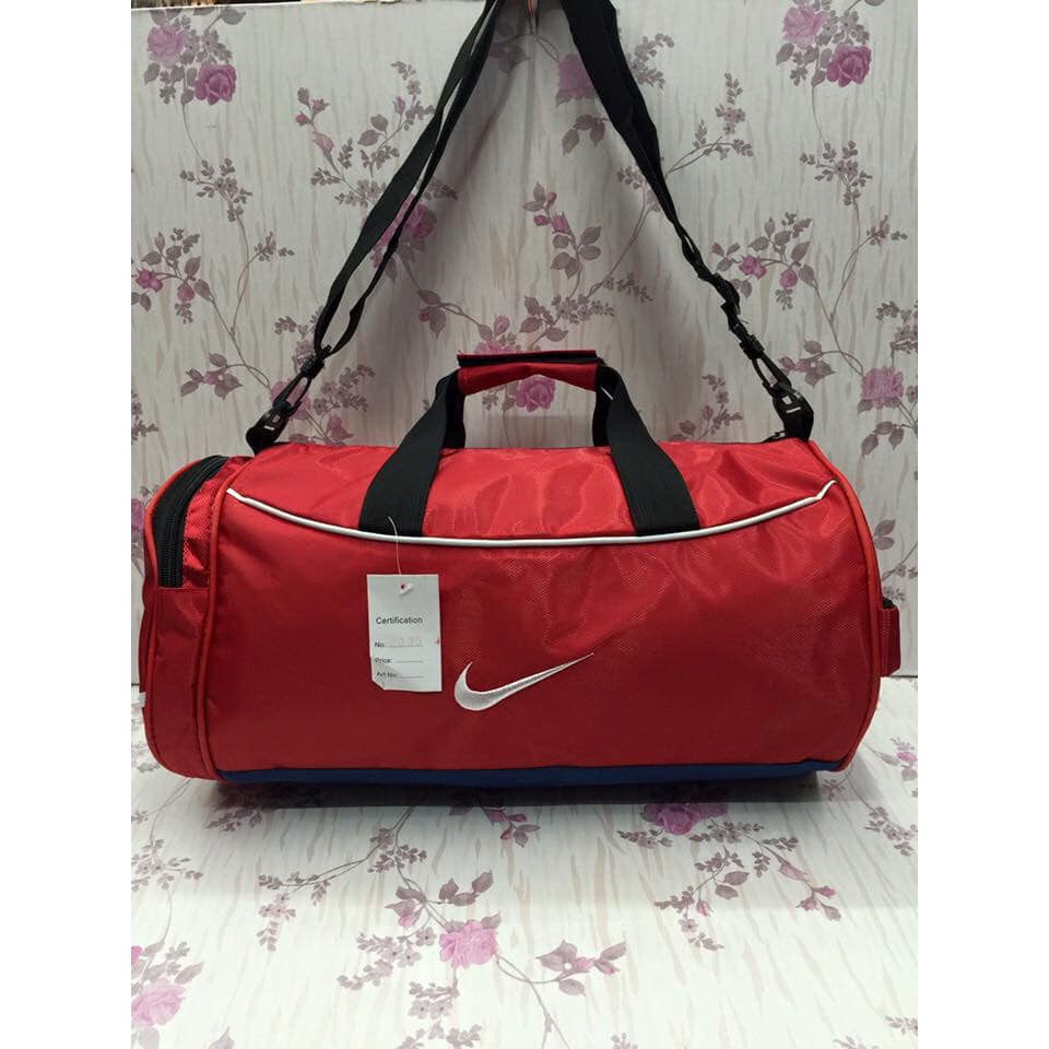 red nike sports bag