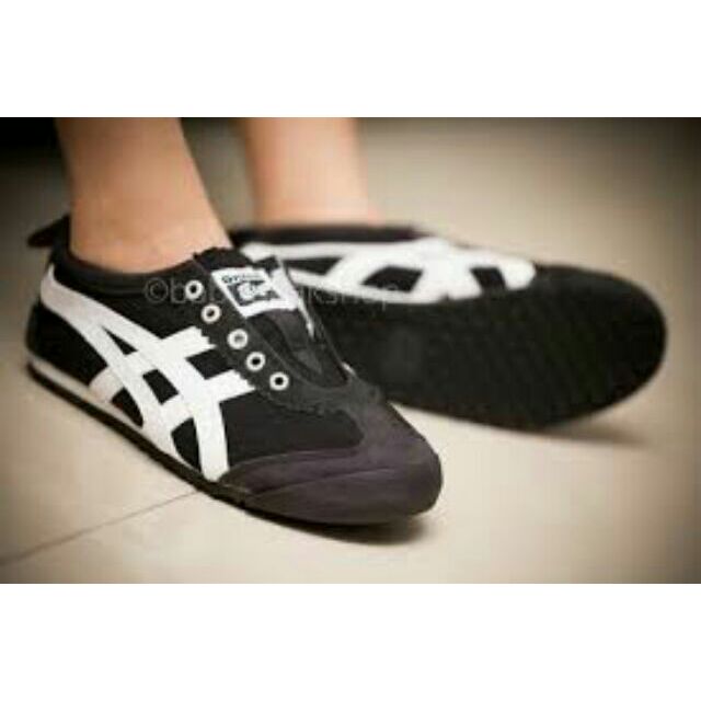 Onitsuka Tiger Mexico 66 Slip On Black White Shopee Philippines
