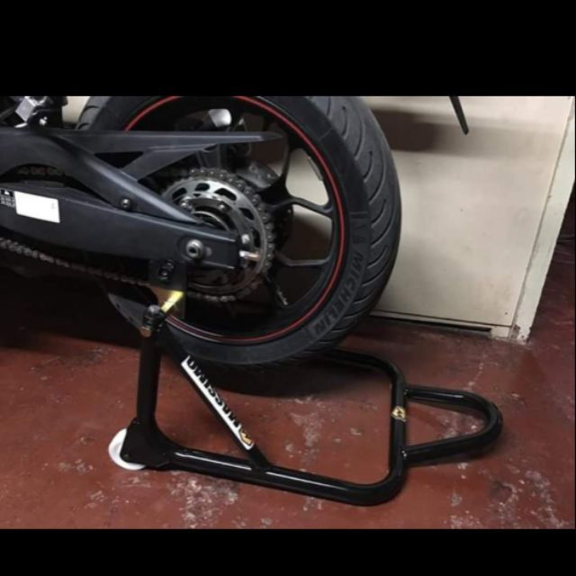 bicycle paddock stand