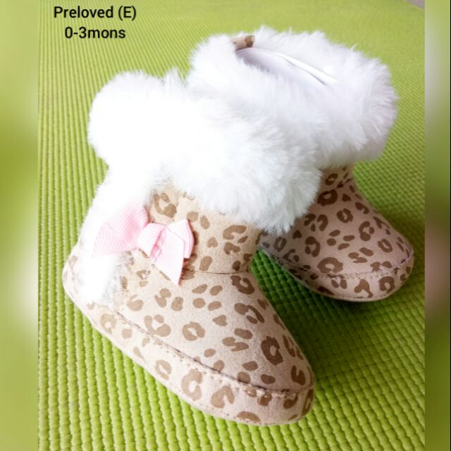 baby girl fuzzy boots