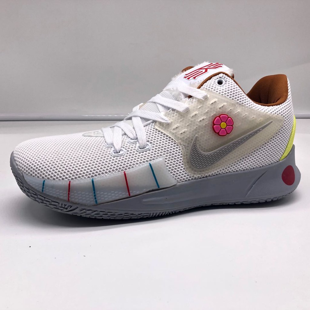 kyrie irving sandy shoes