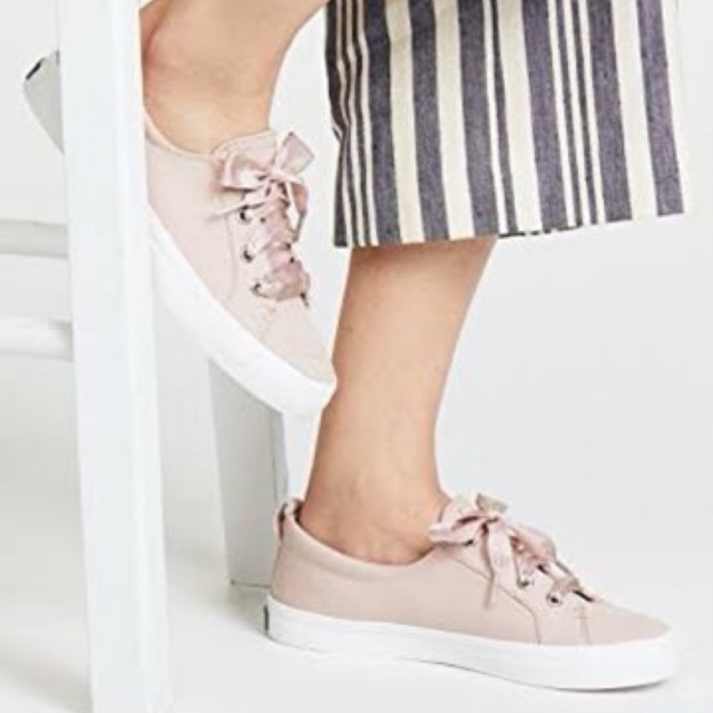 sperry crest vibe satin lace sneaker