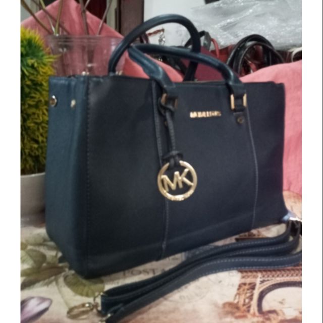 Michael Kors Two Way Handbag in Saffiano Leather Material and in Navy Blue  Color.. | Shopee Philippines